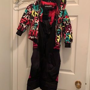2T-4T girls snow suit!